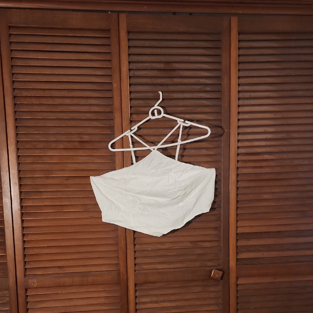 Forever 21 White Crop Top